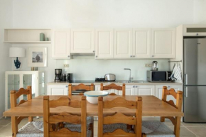 Luxury Paros Villa Villa Akaste Beautiful Serene Glisidia, Paros